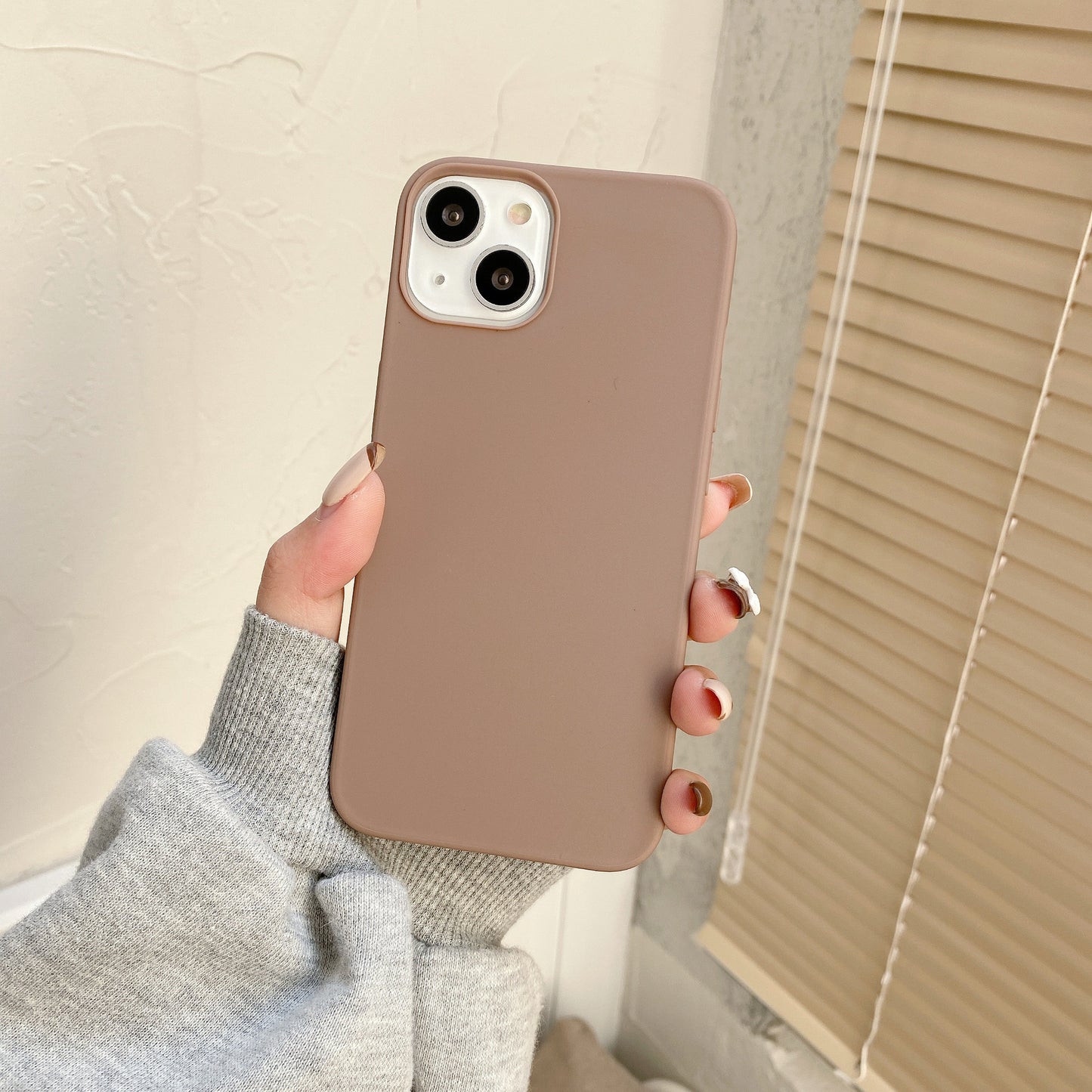 2023 New Arrivals Simple solid color matte Mobile Cover Cases for iPhone 14 13 12 Pro Max