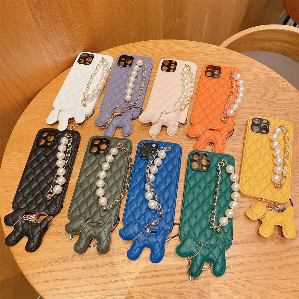 Original Custom Color Pearl chain fragrance diamond style Silicone Shockproof Protective Phone Case For IPhone