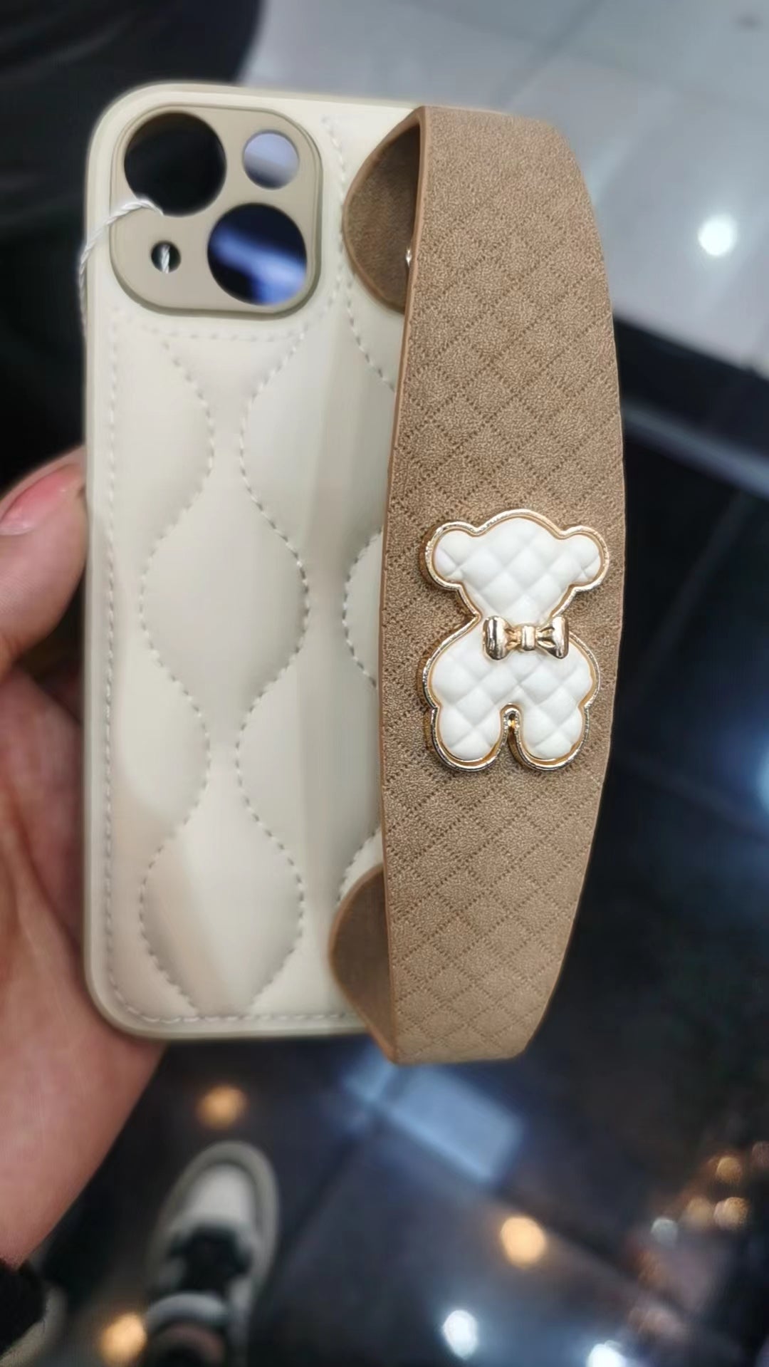 New wholesale designer cotton Down mobile phone case with bear check belt  soft luxury  phone case for iPhone 11-14promax